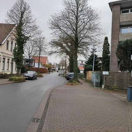 Schoene Einfache Ferienwohnung Mitten In Oldenburg Buitenkant foto