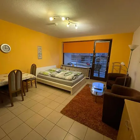 Schoene Einfache Ferienwohnung Mitten In Oldenburg Buitenkant foto