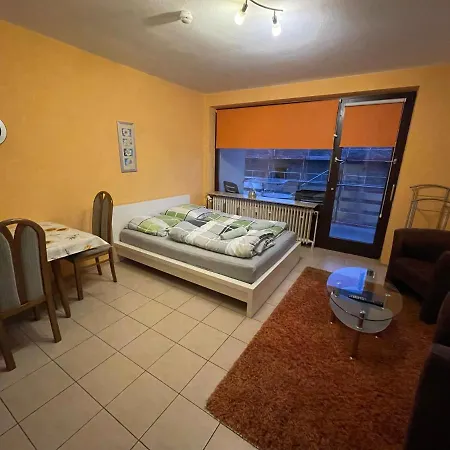 Schoene Einfache Ferienwohnung Mitten In Oldenburg Buitenkant foto