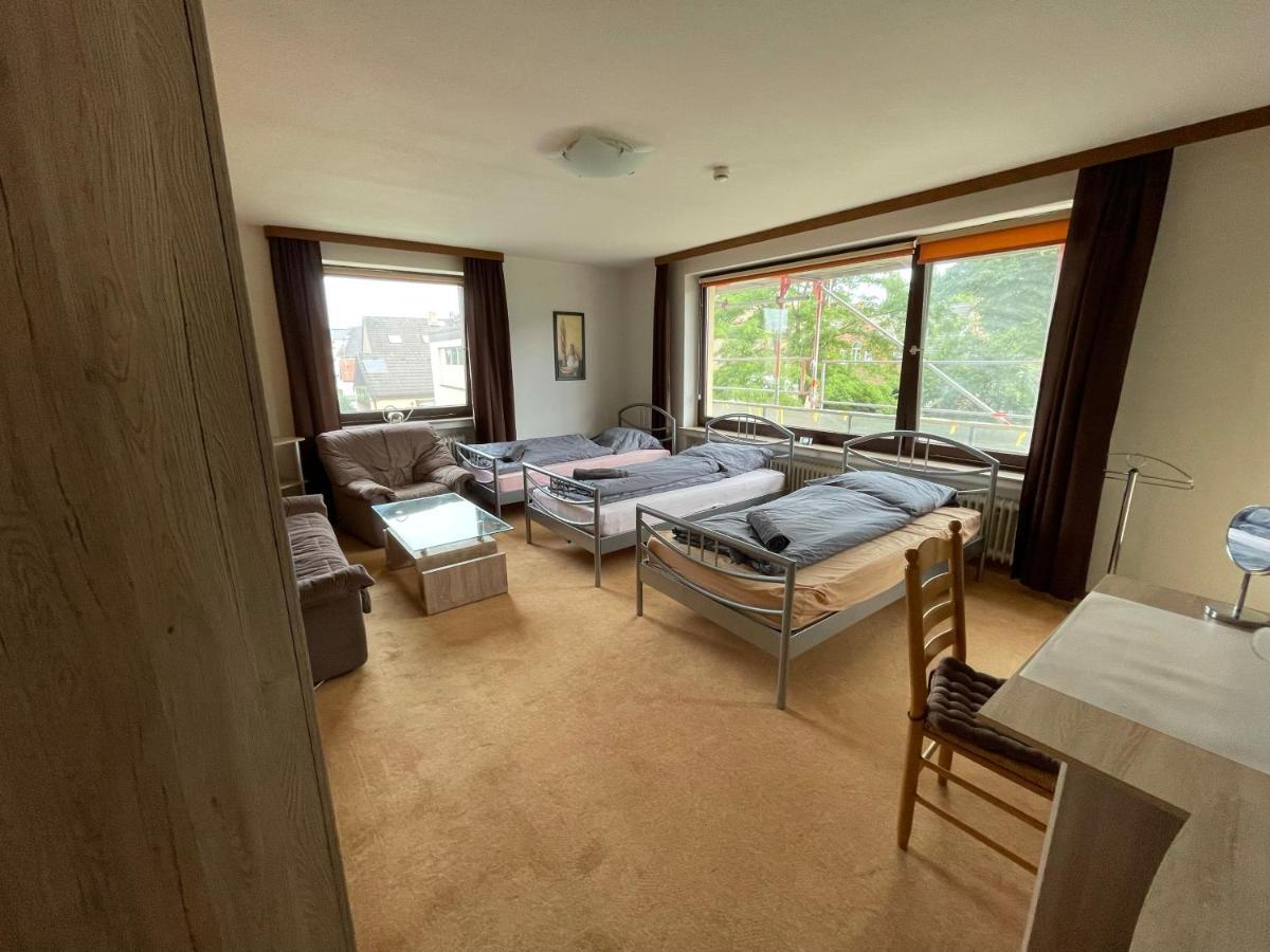 Apartment Schoene Einfache Mitten In